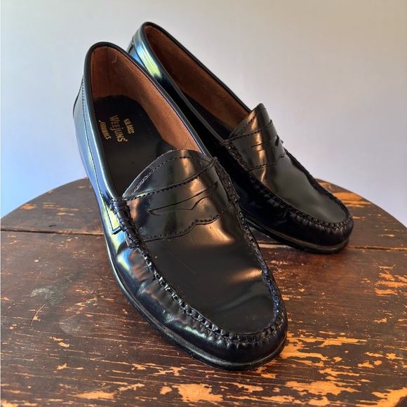 Weejun G.H. Bass Navy Whitney Leather Penny Loafers. W 9.5 M 8 excellent cond. - Picture 1 of 8